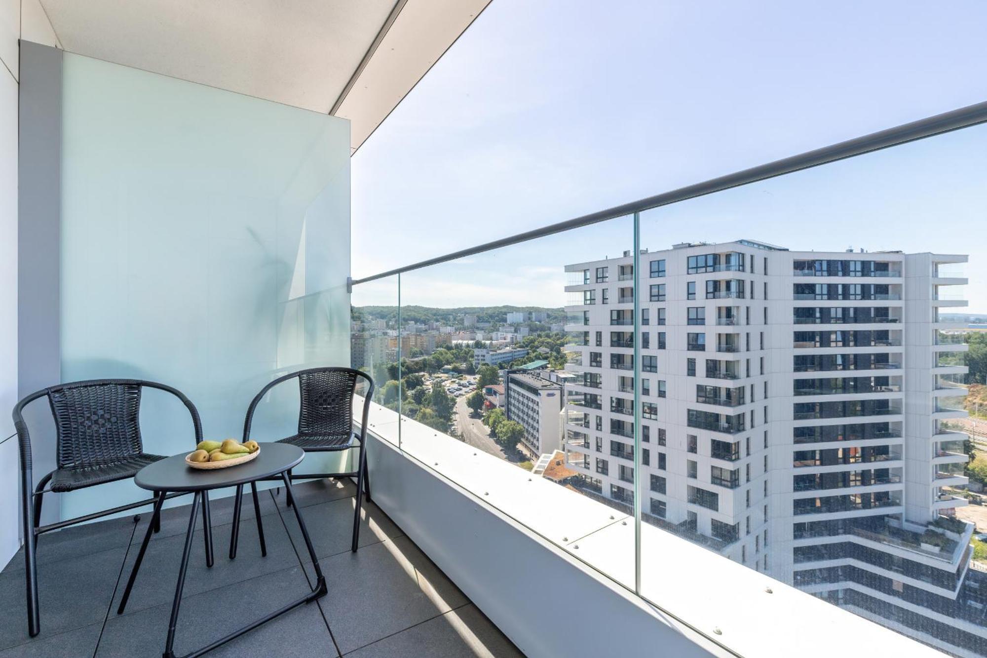 גדינייה Apartament Na 15 Pietrze Z Widokiem Na Zatoke W Gdyni I Parkingiem By Noclegi Renters מראה חיצוני תמונה